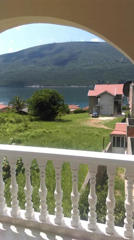 Apartment Ruzica Krstic Herceg Novi Exterior foto